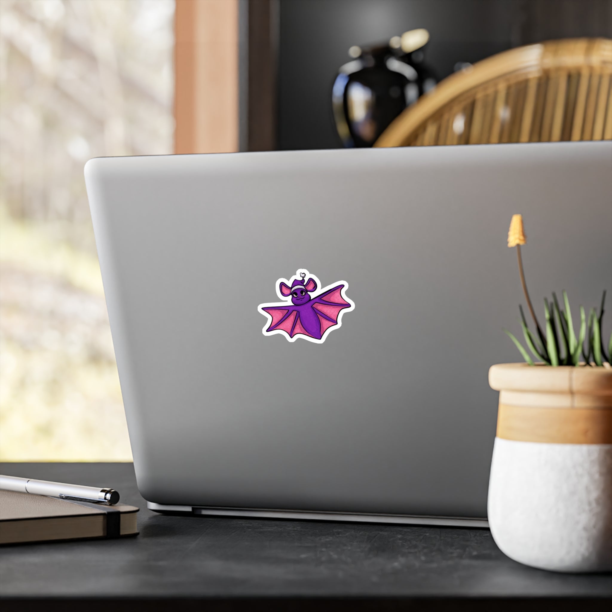 Süßer Lila Fledermaus Vinyl-Aufkleber – Kiss-Cut Sticker for Laptops, Water Bottles & Journals
