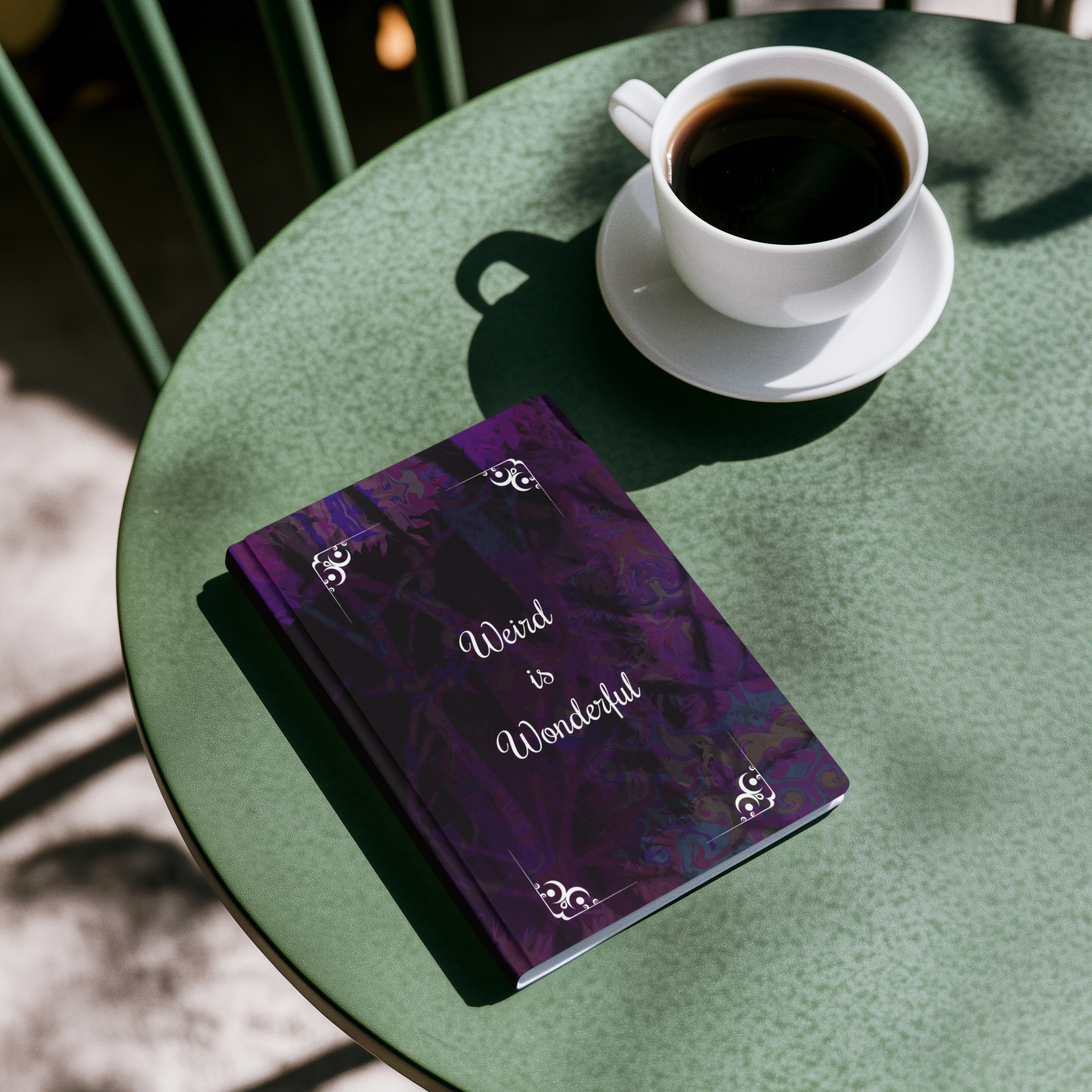 Weird Is Wonderful Hardcover Journal – Unkonventionelles Denken feiern