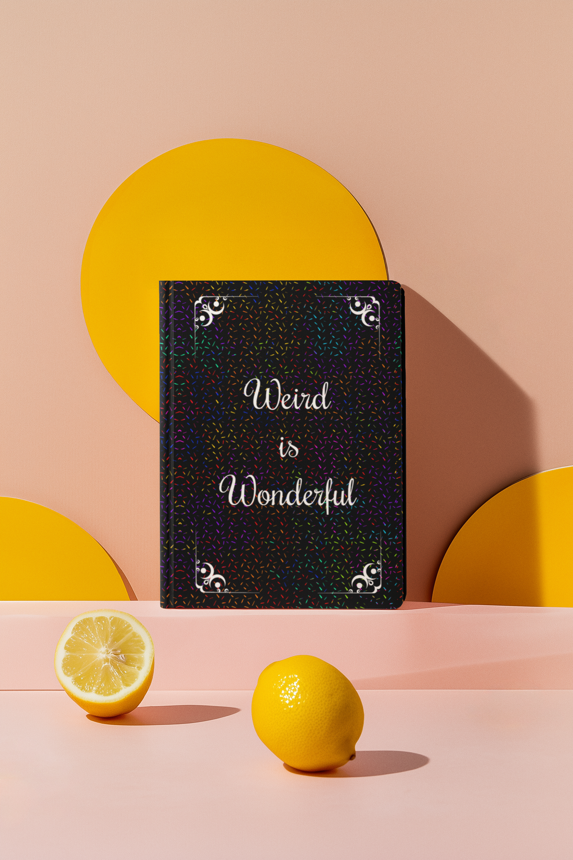 Weird Is Wonderful Hardcover Journal – Raum für unkonventionelle Gedanken
