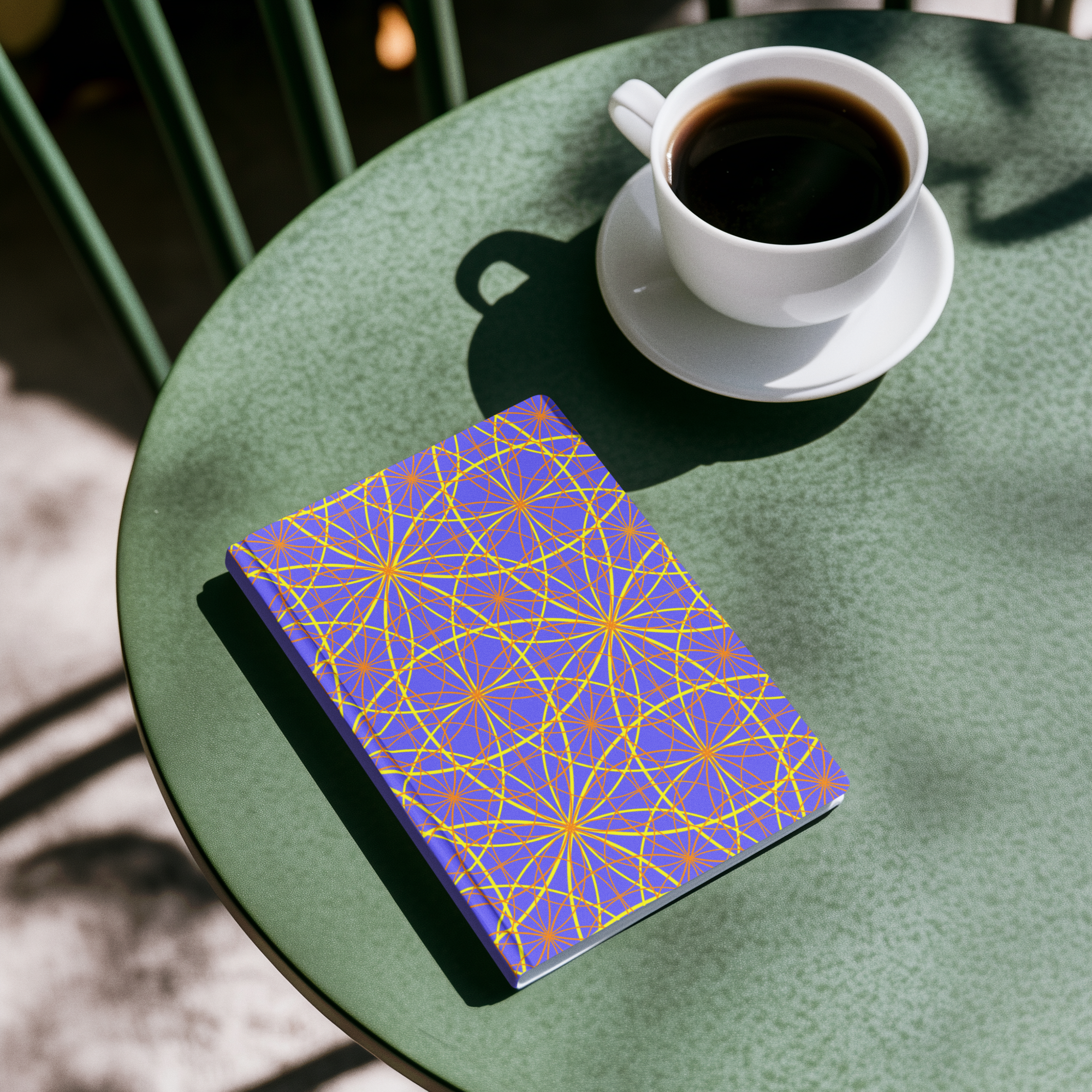 Geometrisches Hardcover Journal – Struktur für abstrakte Gedanken