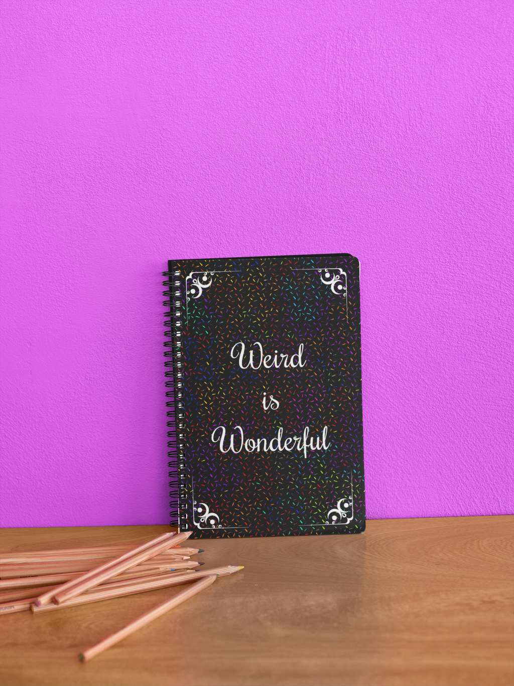 Weird is Wonderful Spiraljournal – Einzigartiges Geschenk für Kreative, Studierende & Außenseiter