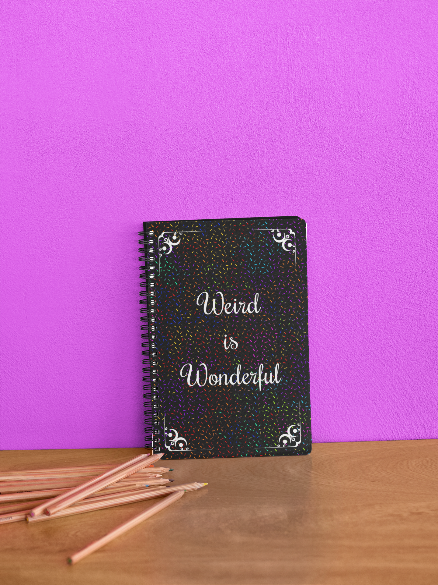 Weird is Wonderful Spiraljournal – Einzigartiges Geschenk für Kreative, Studierende & Außenseiter