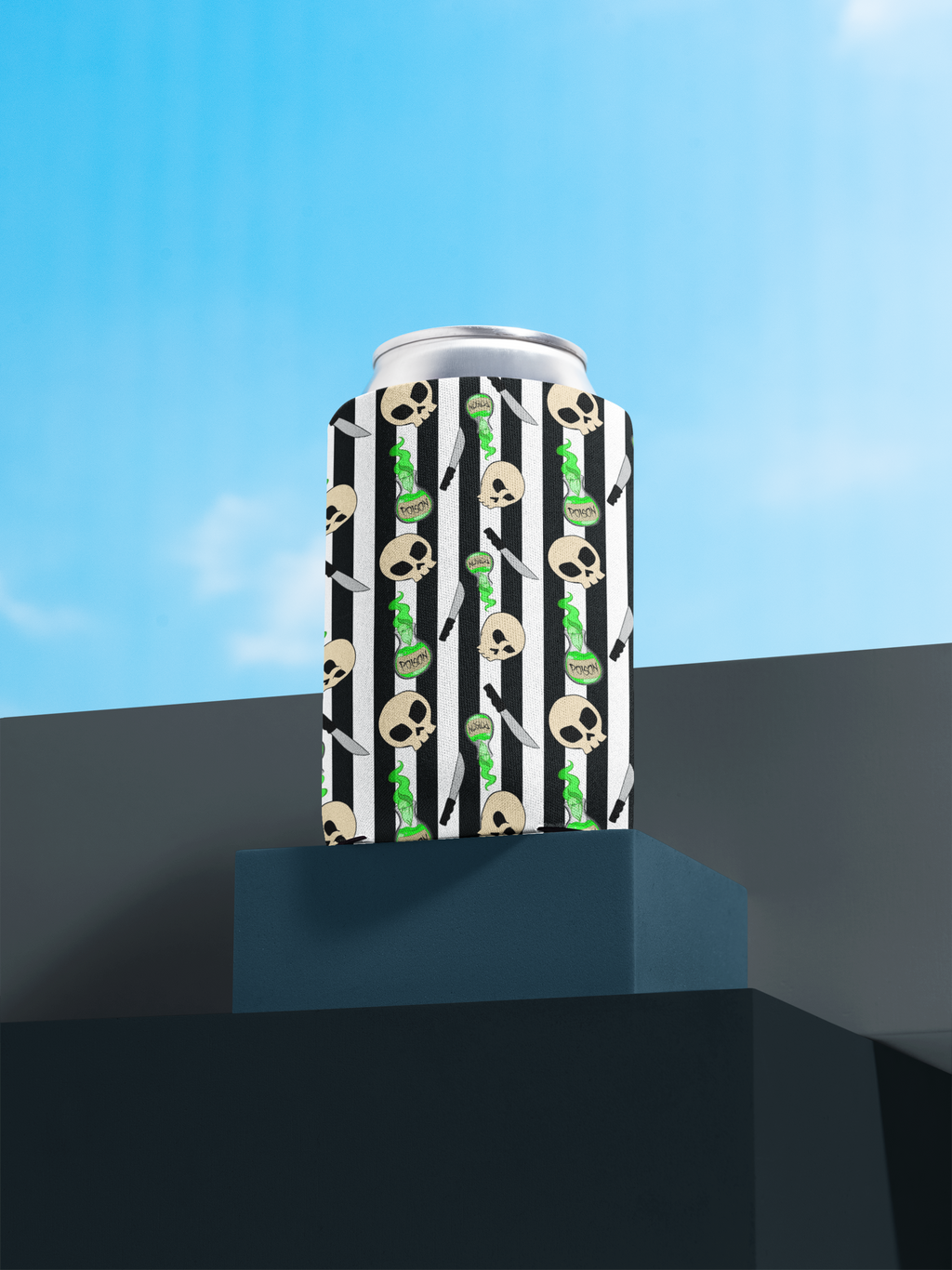 „Skull & Poison Stubby Kühler – Gotischer Dosenkühler für Partys, Grillabende & Halloween“