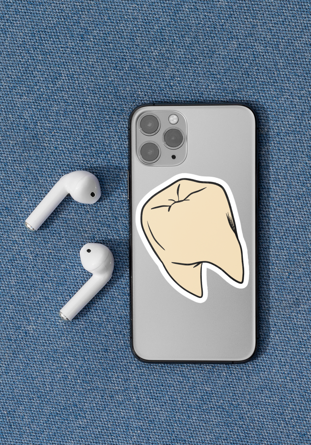 „Grotesker Zahn-Aufkleber – Gotischer Vinyl-Sticker für Laptop, Flaschen & Journale (Wetterfest, Matt)”