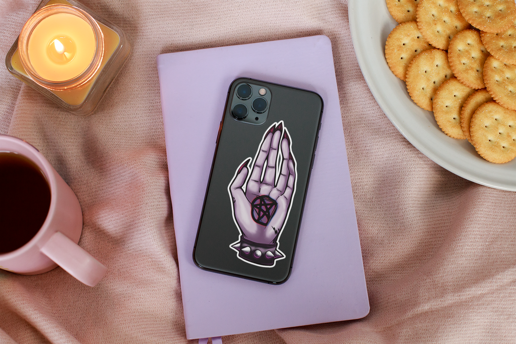 Gothic Pentagramm Hand Aufkleber – Lila Vinyl Kiss-Cut Sticker