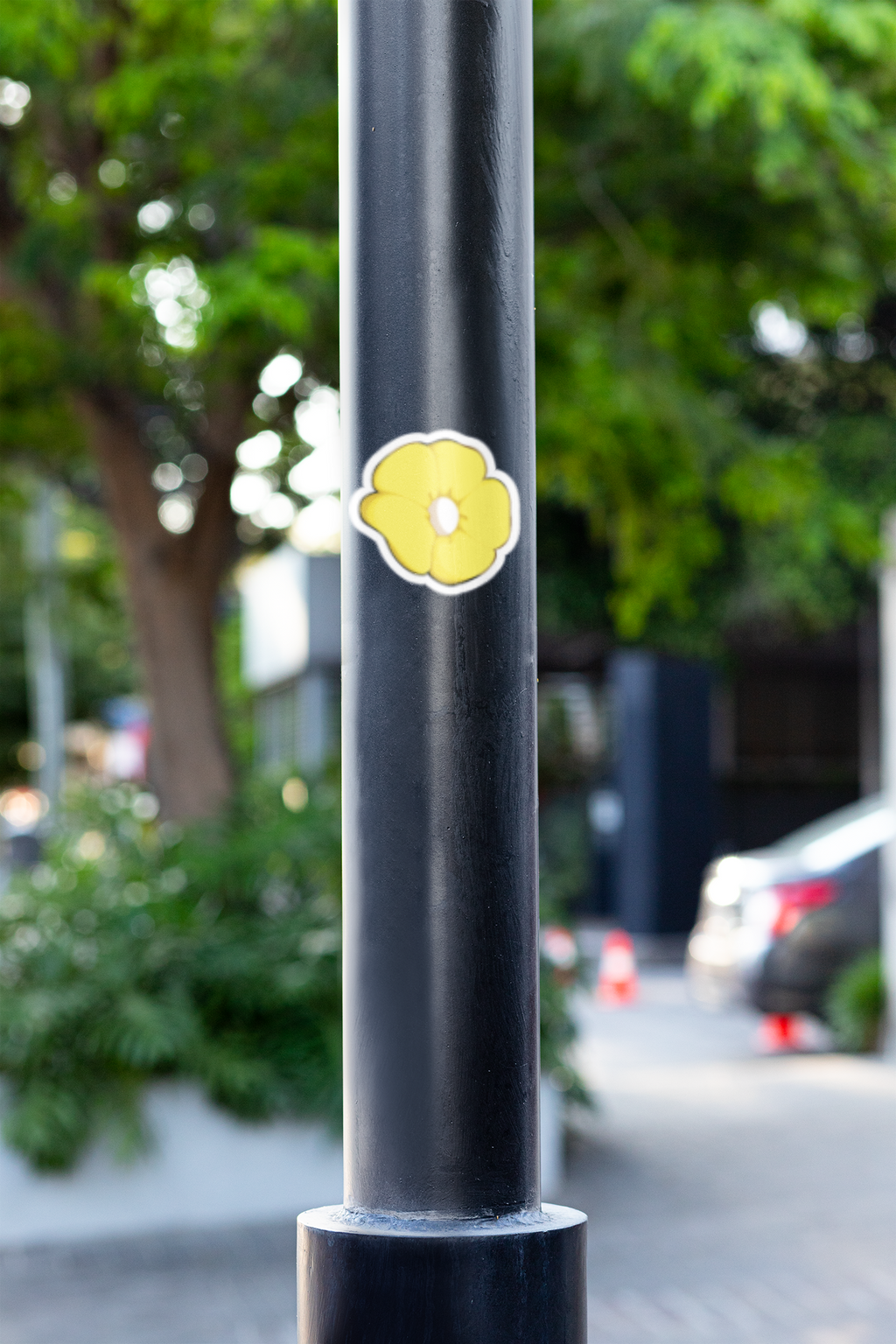 Pastel Farbener Kamillenblüte Sticker | Botanischer Vinyl‑Aufkleber (matt)